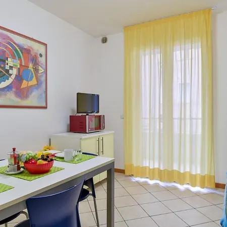Maestrale Canova Apartment *