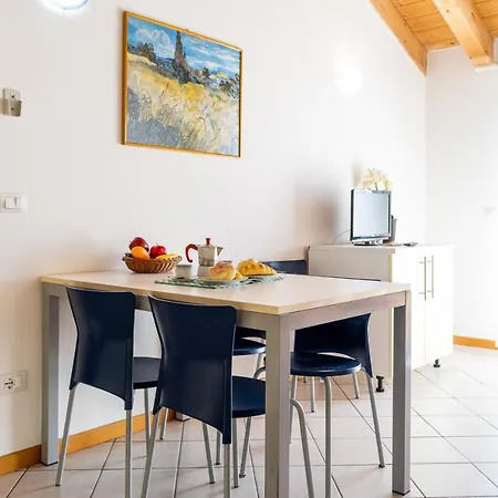 Maestrale Canova Apartment
