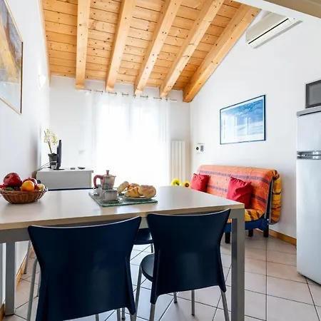 Maestrale Canova Apartment Caorle